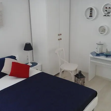 In With Balcony, Air Conditioning, Wi-fi, Dishwasher Lejlighed