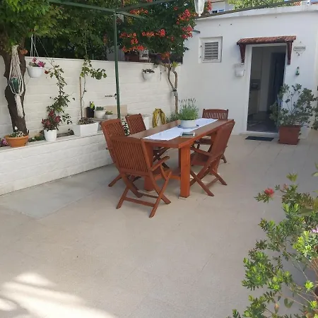 Daire In With Balcony, Air Conditioning, Wi-fi, Dishwasher Hvar Town