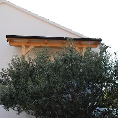 In With Balcony, Air Conditioning, Wi-fi, Dishwasher Hvar Town